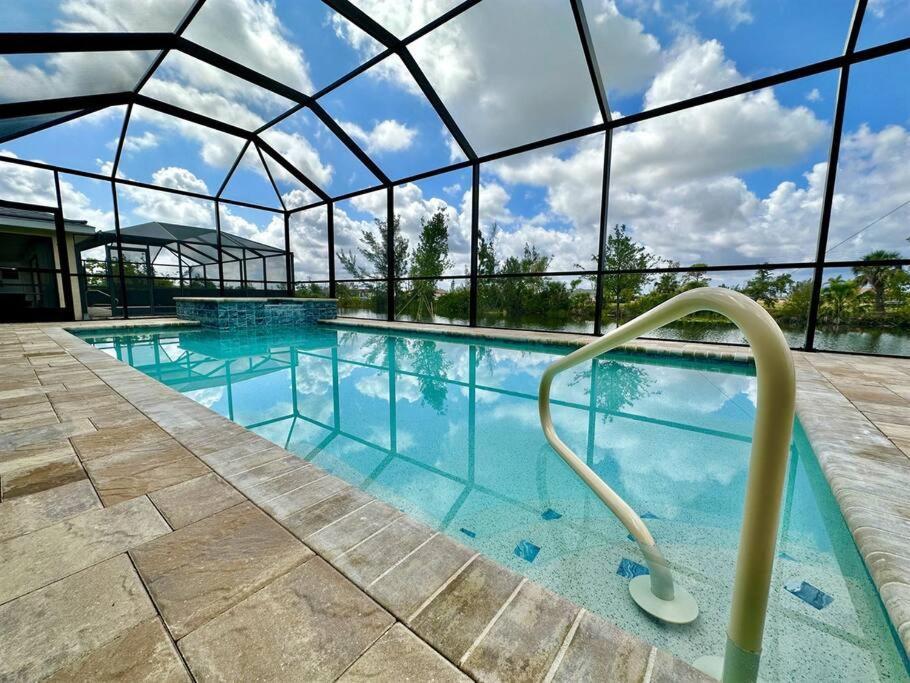 Teal Paradise - Brand New Villa In Nw Cape Pool Spa And Water View Cape Coral Exterior photo